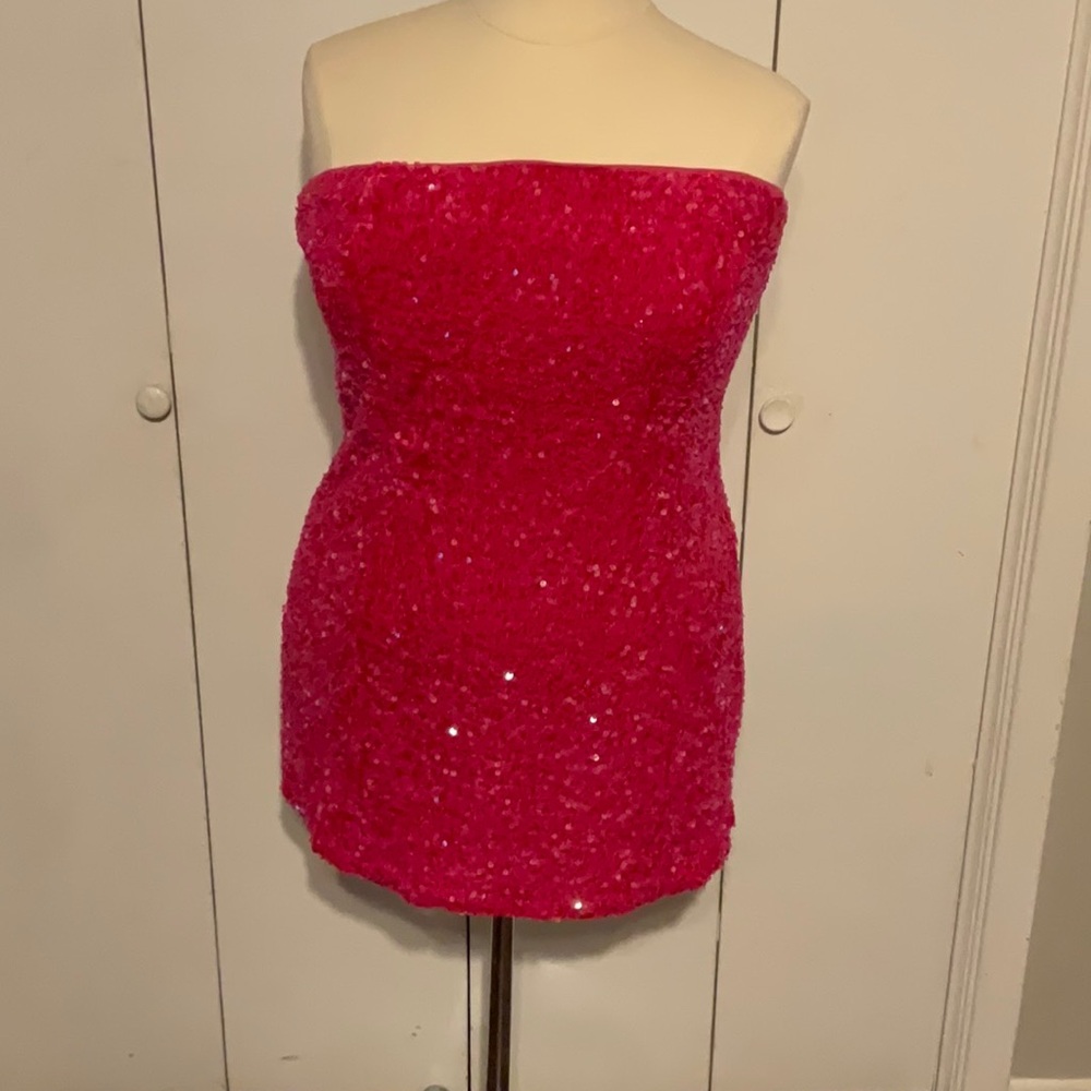Pink Sequins Dress - Picture 8 of 13